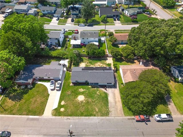 409 Lineberry RD, Virginia Beach, VA 23452