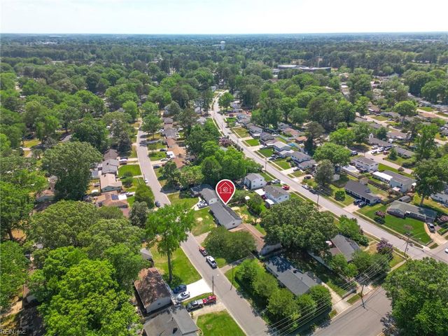 409 Lineberry RD, Virginia Beach, VA 23452