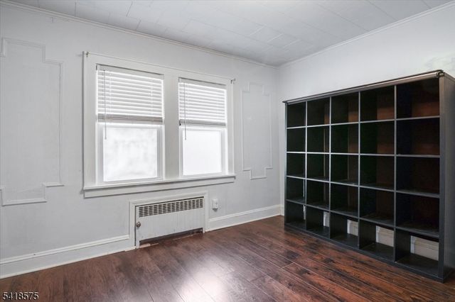 264 Union St, Lodi Boro, NJ 07644