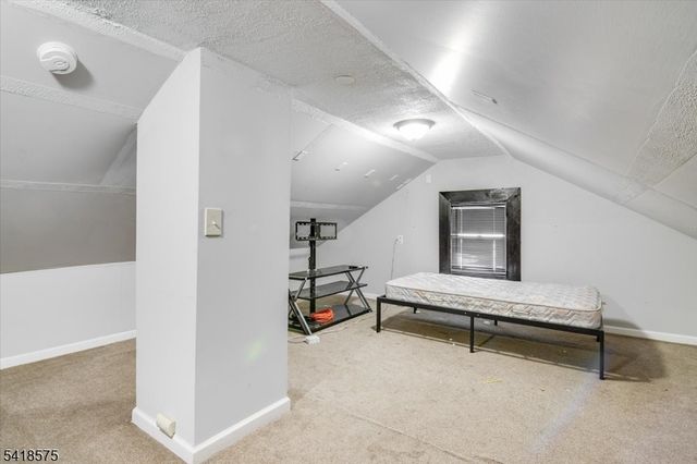 264 Union St, Lodi Boro, NJ 07644