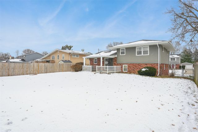 501 E 17th Street N, Newton, IA 50208