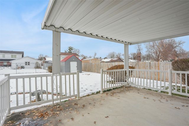 501 E 17th Street N, Newton, IA 50208