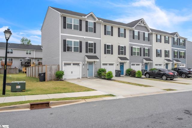 15 High Pine Trail, Greenville, SC 29617