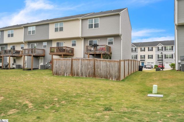 15 High Pine Trail, Greenville, SC 29617