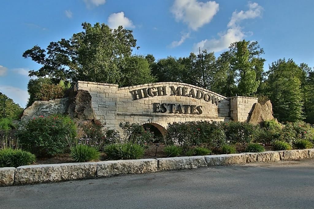 7015 Woodlake Trl, Montgomery, TX 77316