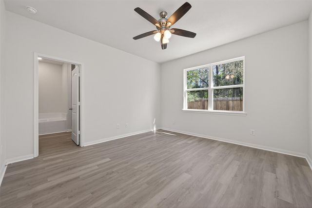 10623 Lost Maples Drive, Cleveland, TX 77328