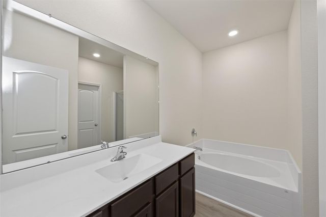 10623 Lost Maples Drive, Cleveland, TX 77328