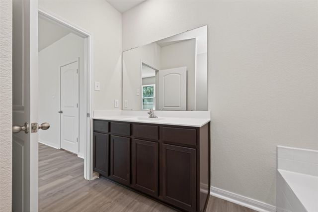 10623 Lost Maples Drive, Cleveland, TX 77328