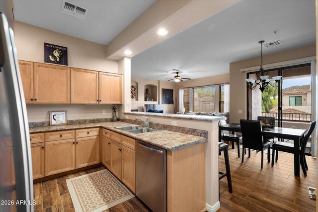 7445 E EAGLE CREST Drive 1116, Mesa, AZ 85207