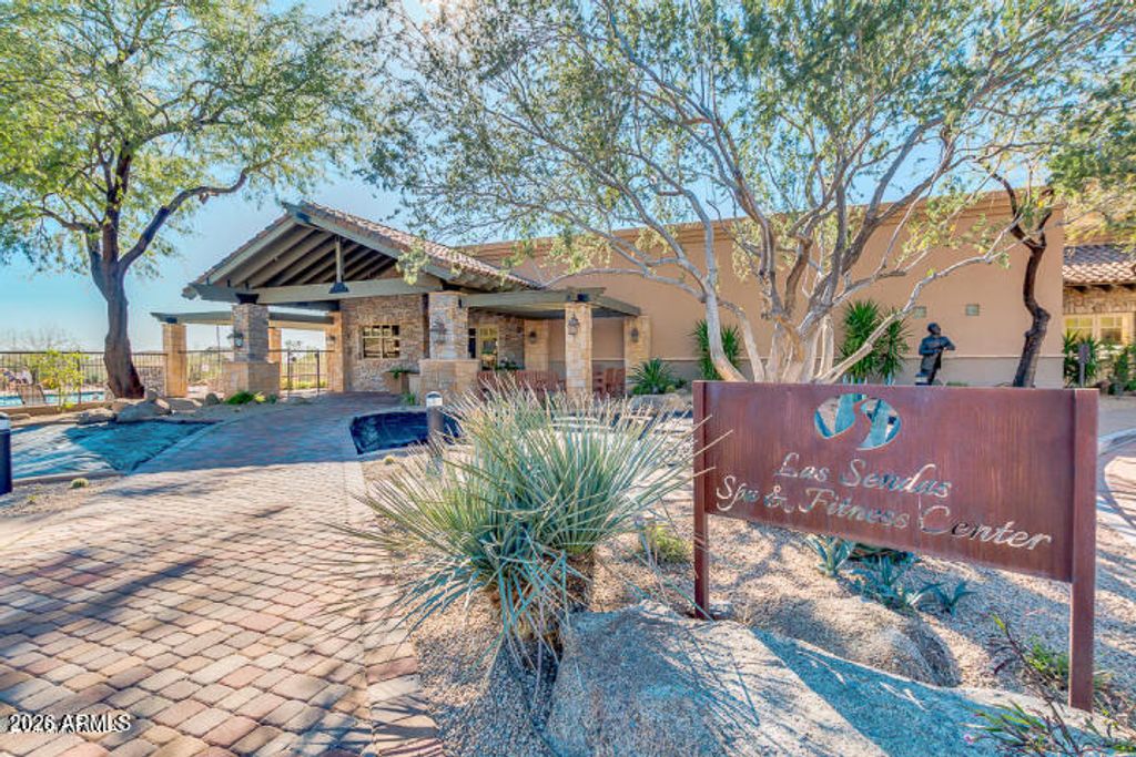 Image 25 of property listing at 7445 E EAGLE CREST Drive 1116, Mesa, AZ 85207