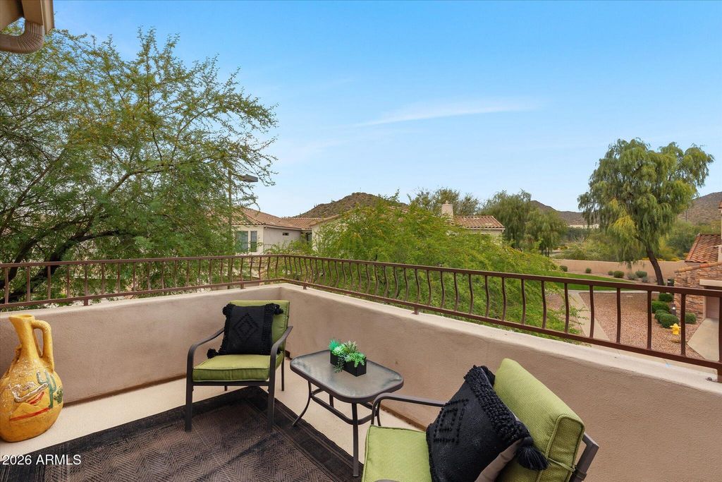 Image 4 of property listing at 7445 E EAGLE CREST Drive 1116, Mesa, AZ 85207