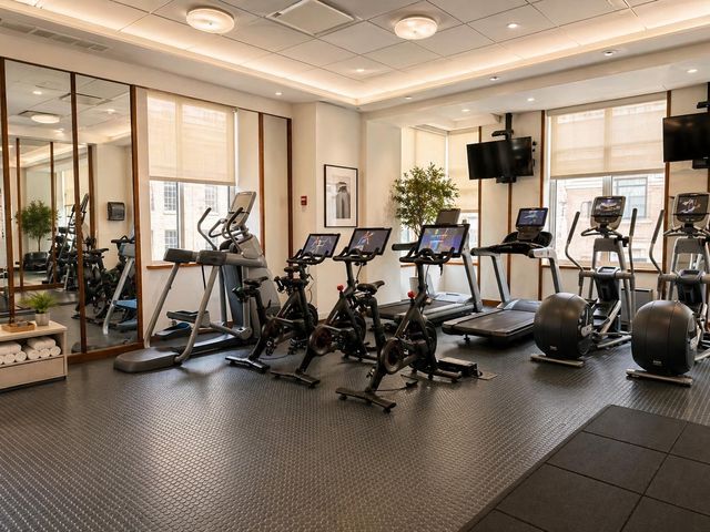 425 5th Ave Apt 61A, New York City, NY 10016