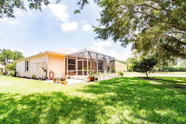 1357 Shoreline Circle, Sebastian, FL 32958