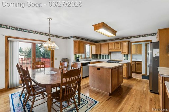 6476 Stonebrook Lane, Flushing, MI 48433