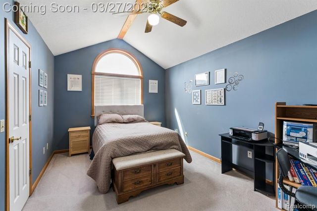 6476 Stonebrook Lane, Flushing, MI 48433