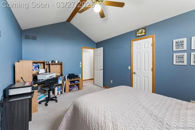 6476 Stonebrook Lane, Flushing, MI 48433