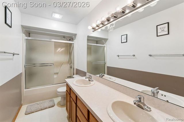 6476 Stonebrook Lane, Flushing, MI 48433