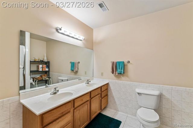 6476 Stonebrook Lane, Flushing, MI 48433