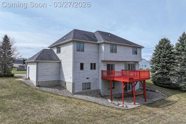 6476 Stonebrook Lane, Flushing, MI 48433