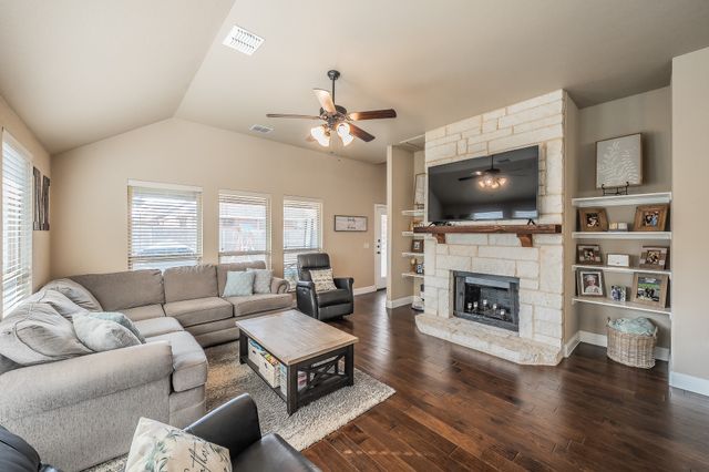 509 Anthony Street, Crowley, TX 76036