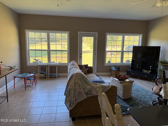 2855 Firetower Road, Kiln, MS 39556