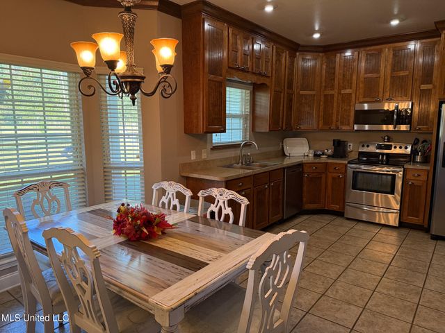 2855 Firetower Road, Kiln, MS 39556