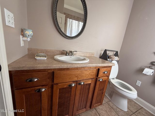 2855 Firetower Road, Kiln, MS 39556