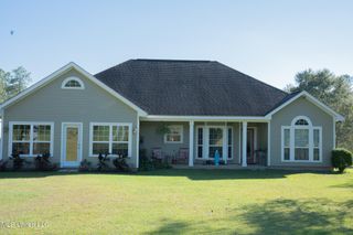 2855 Firetower Road, Kiln, MS 39556