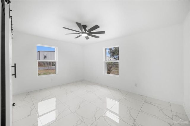 313 W Eller Avenue, Pharr, TX 78577