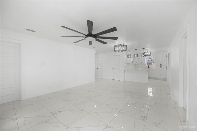 313 W Eller Avenue, Pharr, TX 78577