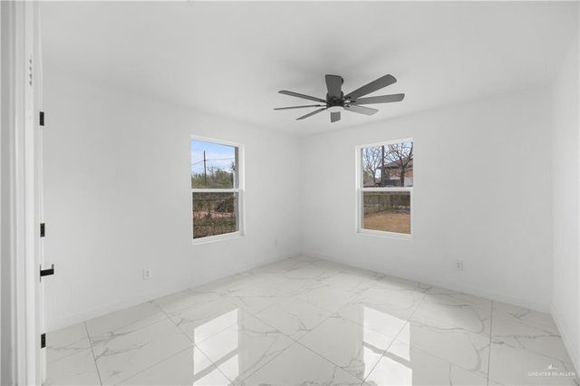 313 W Eller Avenue, Pharr, TX 78577