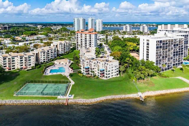 364 Golfview Road 505, North Palm Beach, FL 33408