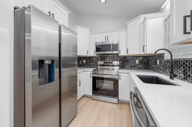 6527 N Scottsville St, Park City, KS 67219