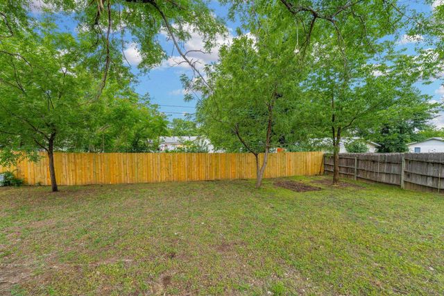 6527 N Scottsville St, Park City, KS 67219