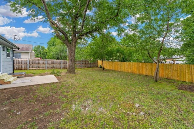 6527 N Scottsville St, Park City, KS 67219