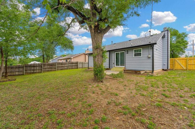6527 N Scottsville St, Park City, KS 67219