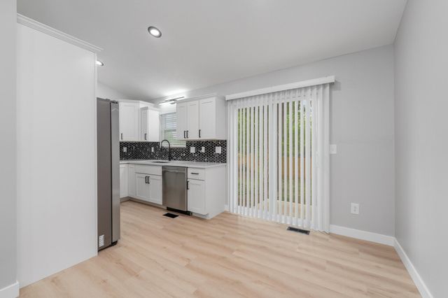 6527 N Scottsville St, Park City, KS 67219