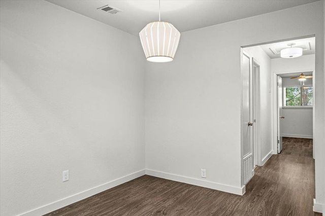 826 King Albert ST B, Austin, TX 78745