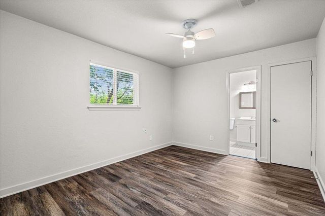 826 King Albert ST B, Austin, TX 78745