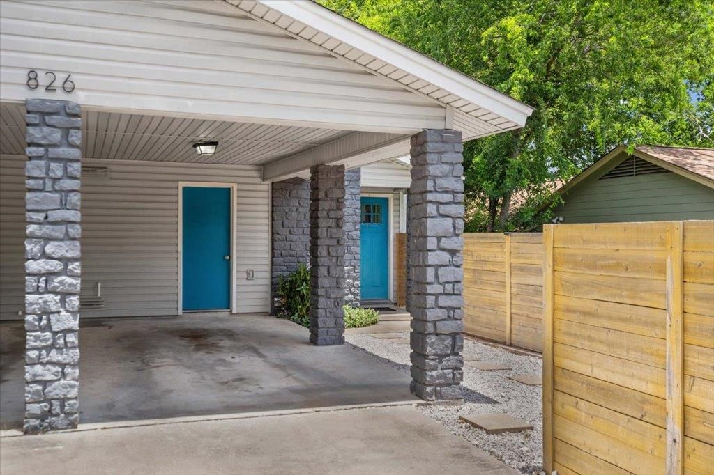 826 King Albert ST B, Austin, TX 78745
