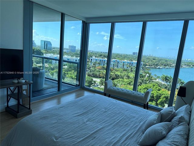 601 NE 36th St 1009, Miami, FL 33137