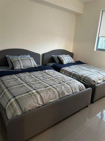 601 NE 36th St 1009, Miami, FL 33137