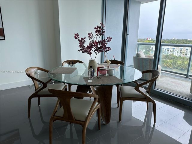 601 NE 36th St 1009, Miami, FL 33137