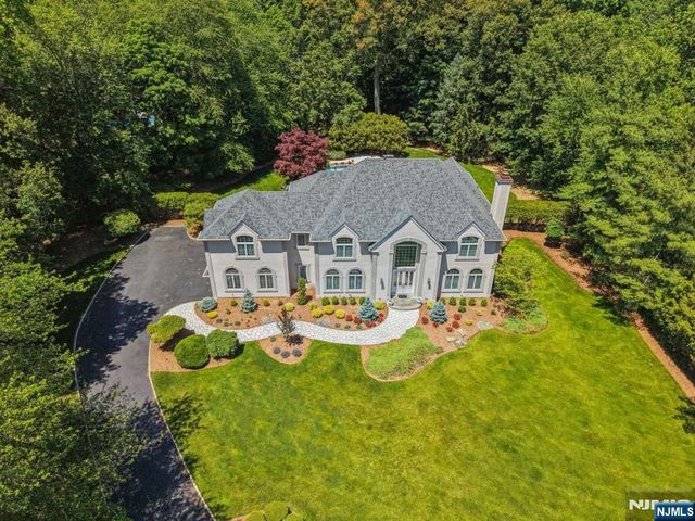 114 Valley Road, Allendale, NJ 07401