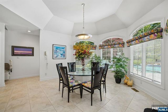 114 Valley Road, Allendale, NJ 07401