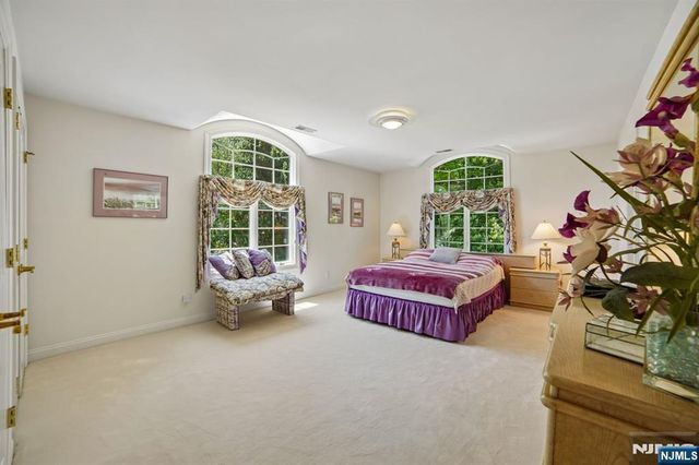 114 Valley Road, Allendale, NJ 07401