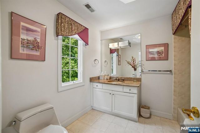 114 Valley Road, Allendale, NJ 07401