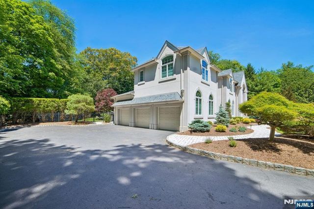 114 Valley Road, Allendale, NJ 07401
