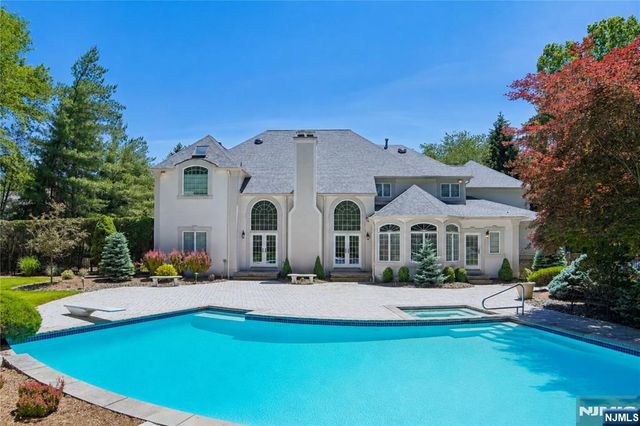 114 Valley Road, Allendale, NJ 07401