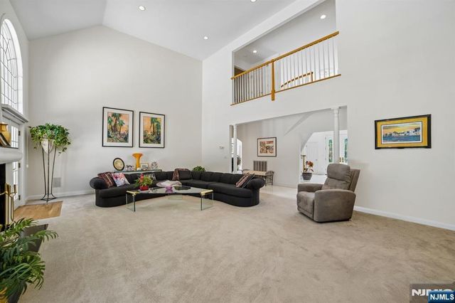 114 Valley Road, Allendale, NJ 07401